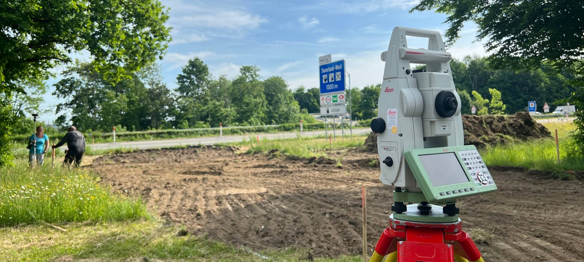 Messarbeiten für die neue Abfahrt