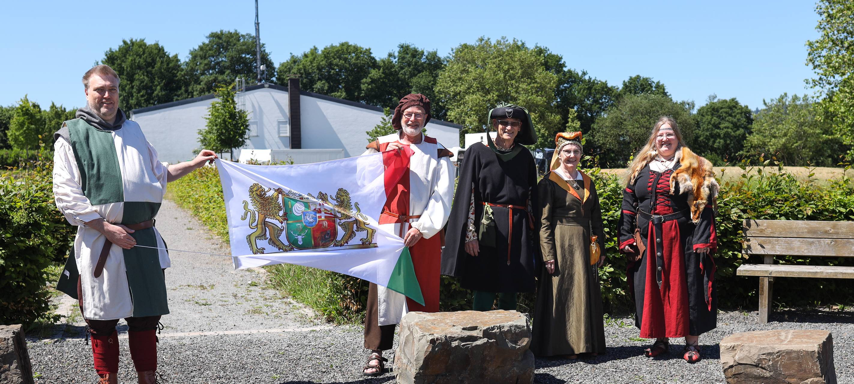 Mittelalterliche Hochzeit auf der Motte in Neuenrade