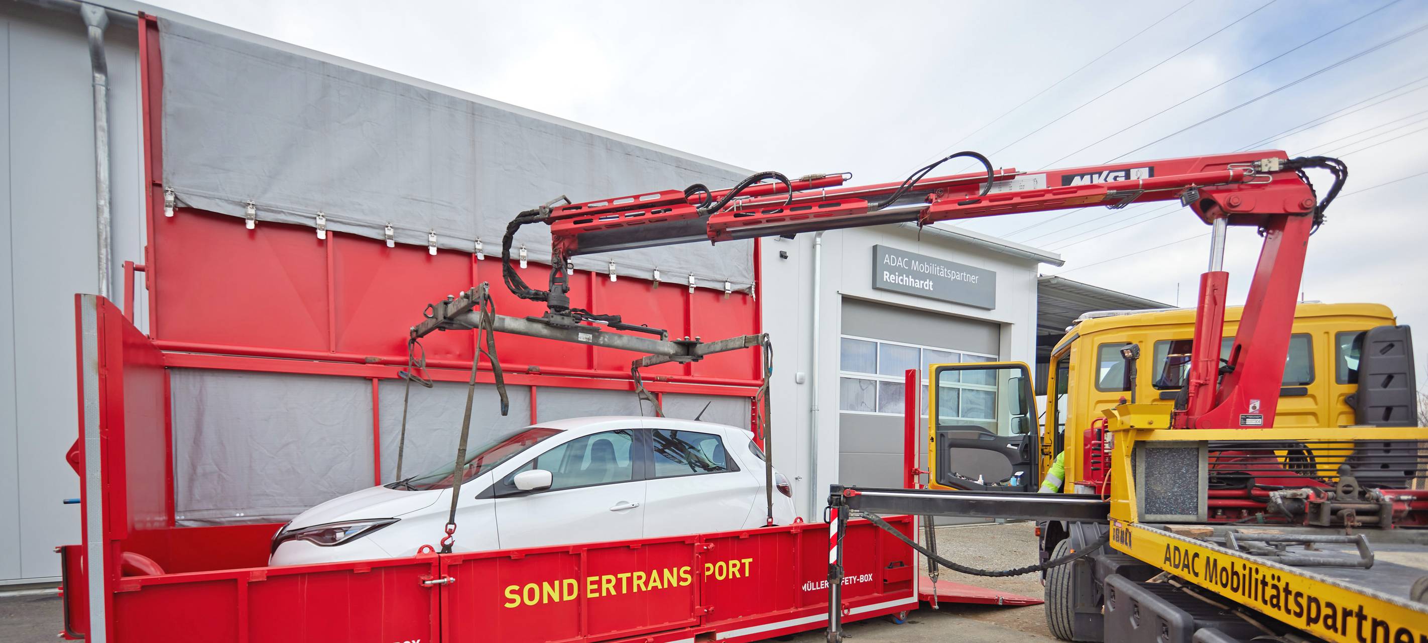 Firma aus MK baut Safety-Boxen für E-Autos