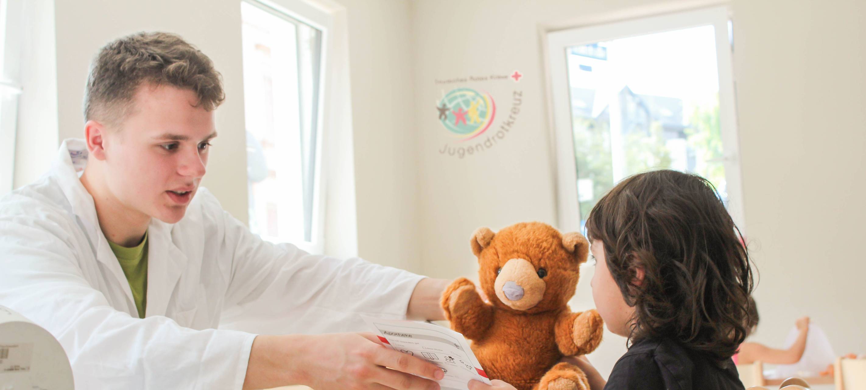 DRK MK mit eigener Teddyklinik-Ausstattung