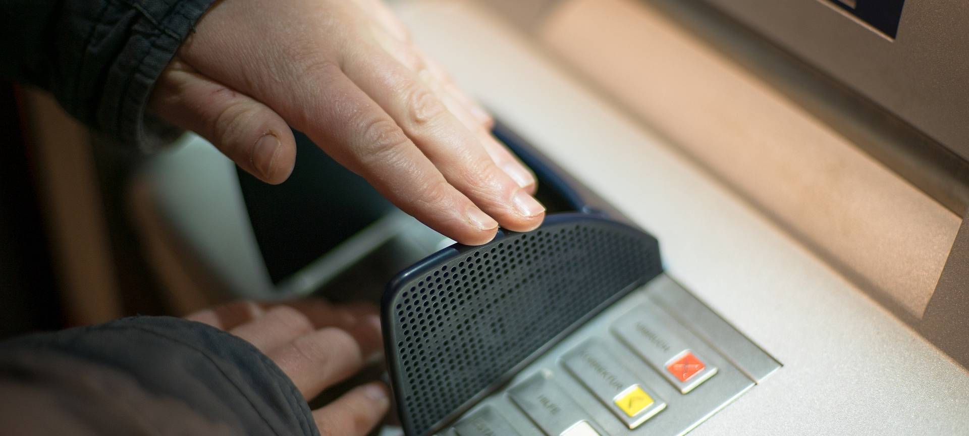 71-jährige Werdohlerin wird Opfer von WhatsApp-Betrug