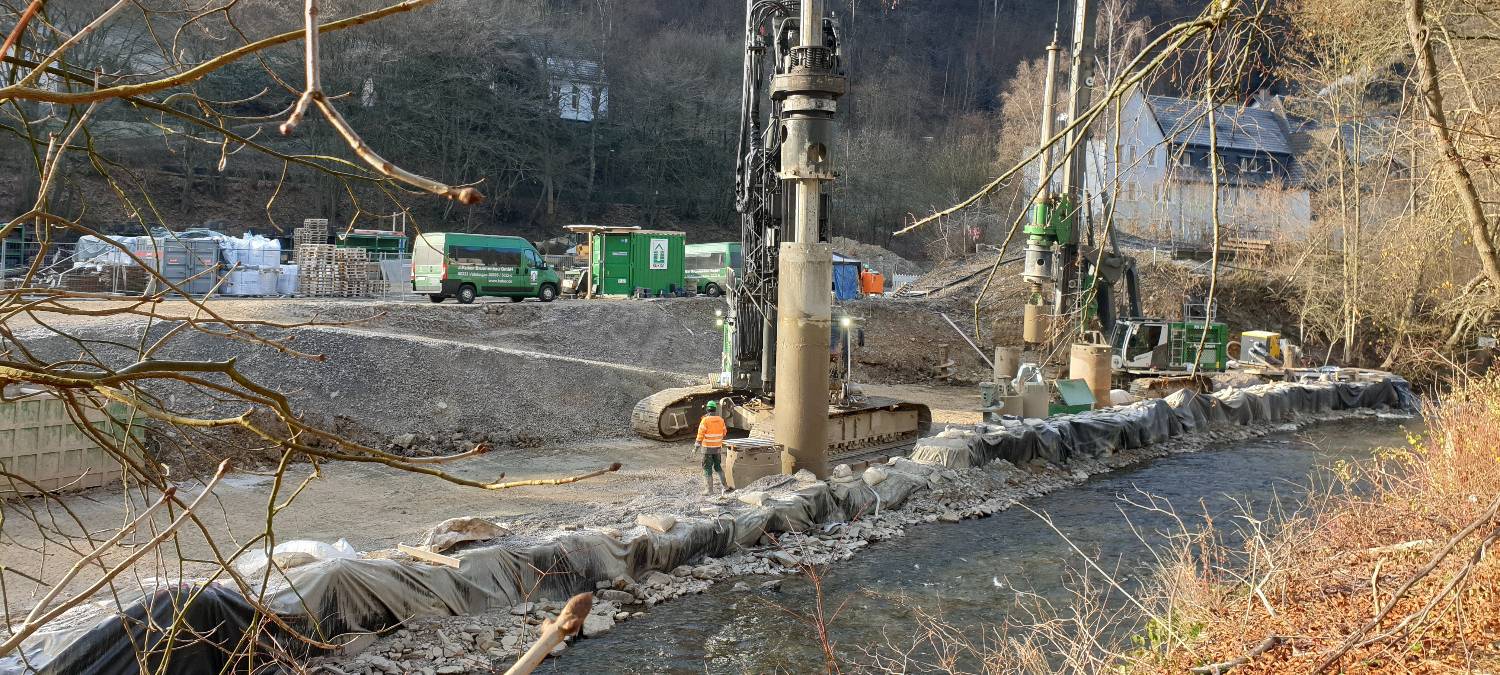 Abgestürzter Hang an der Volmetalbahnstrecke bei Schalksmühle
