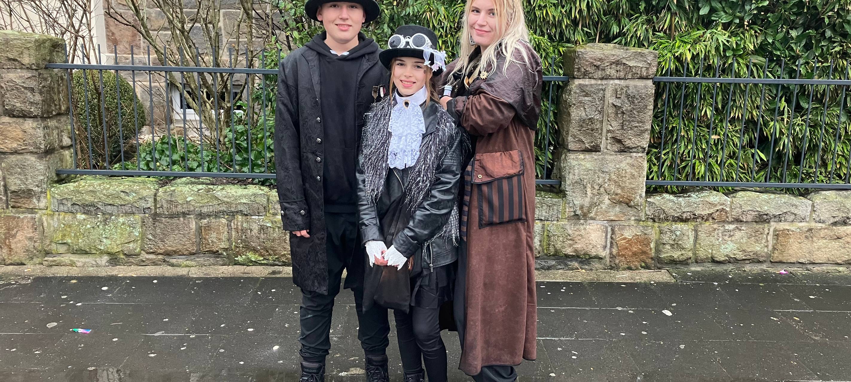 Friedlicher Karnevalszug in Menden