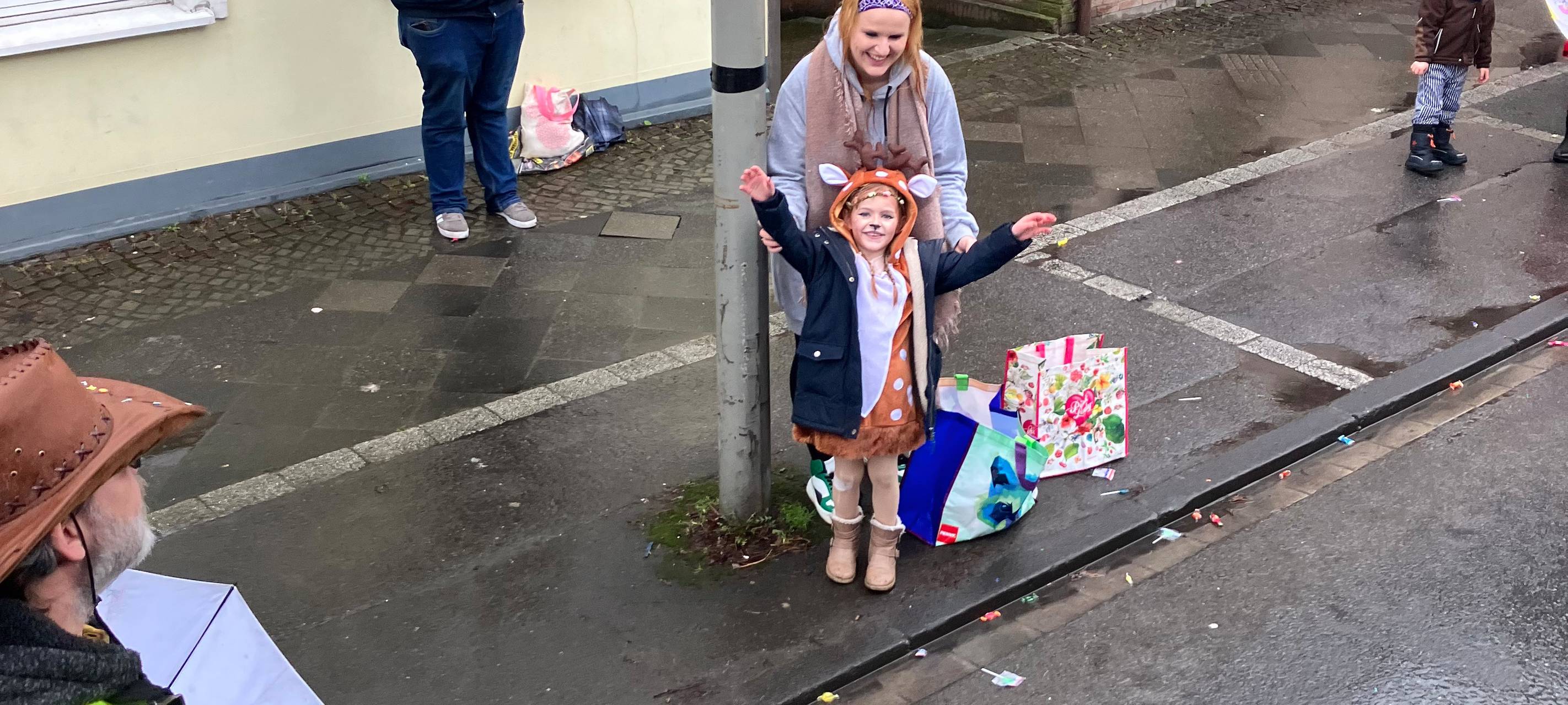 Friedlicher Karnevalszug in Menden