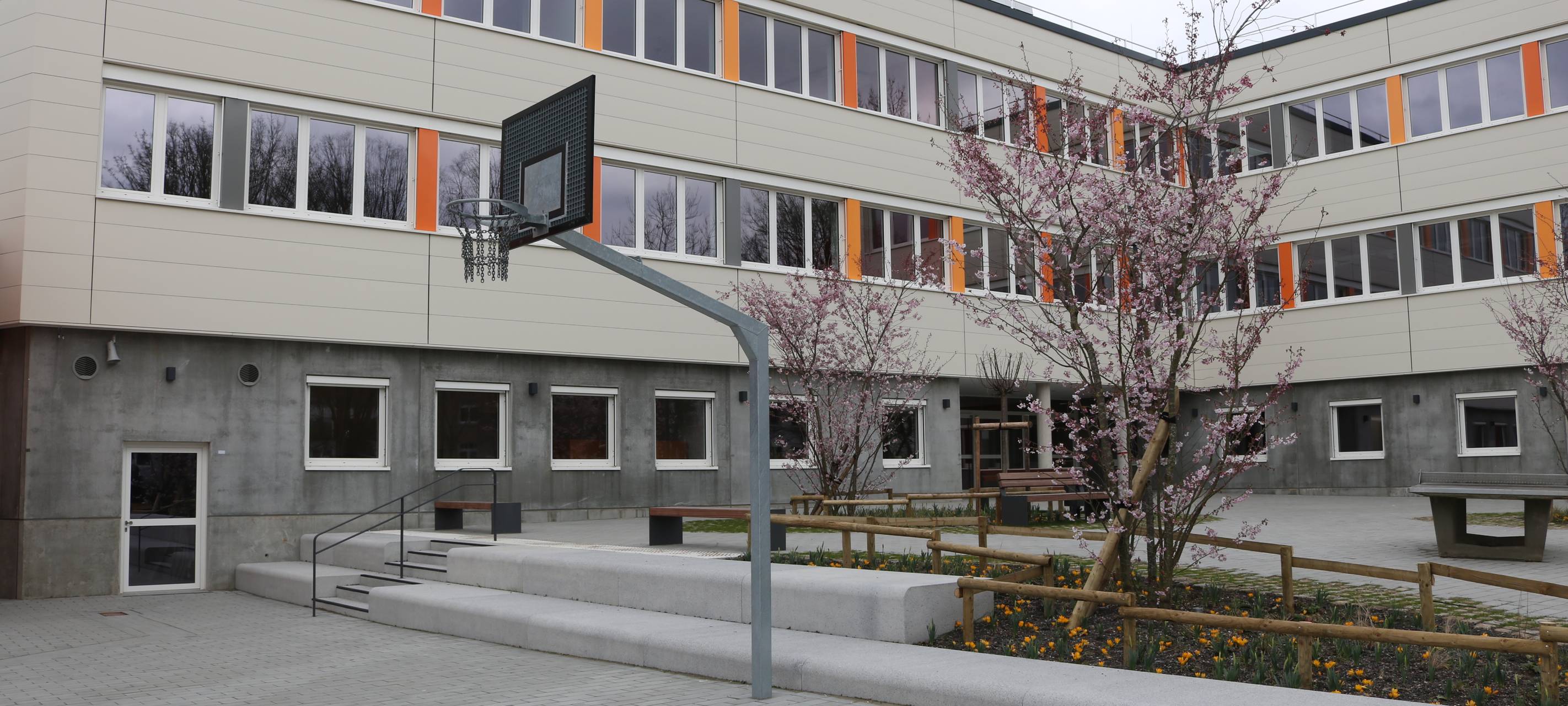 Erweiterungsbau am Hönne-Gymnasium in Menden eingeweiht