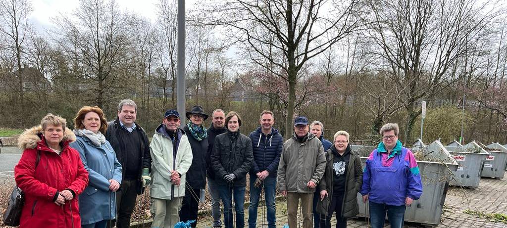 CDU sammelt Müll in Iserlohn