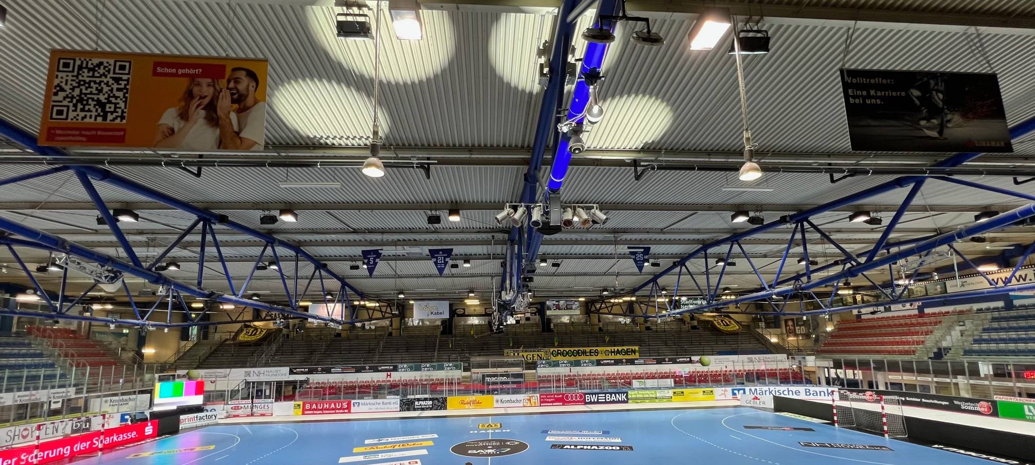 Premiere: Handball in der Eissporthalle in Iserlohn