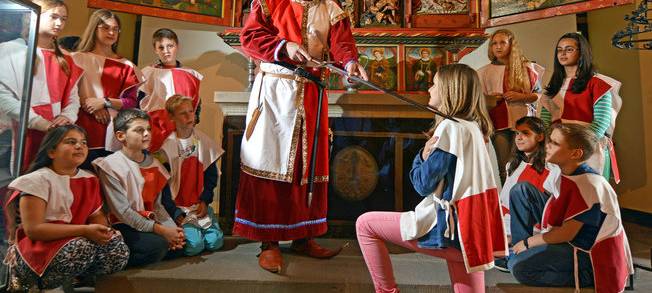 Museumsführer für Burg Altena gesucht