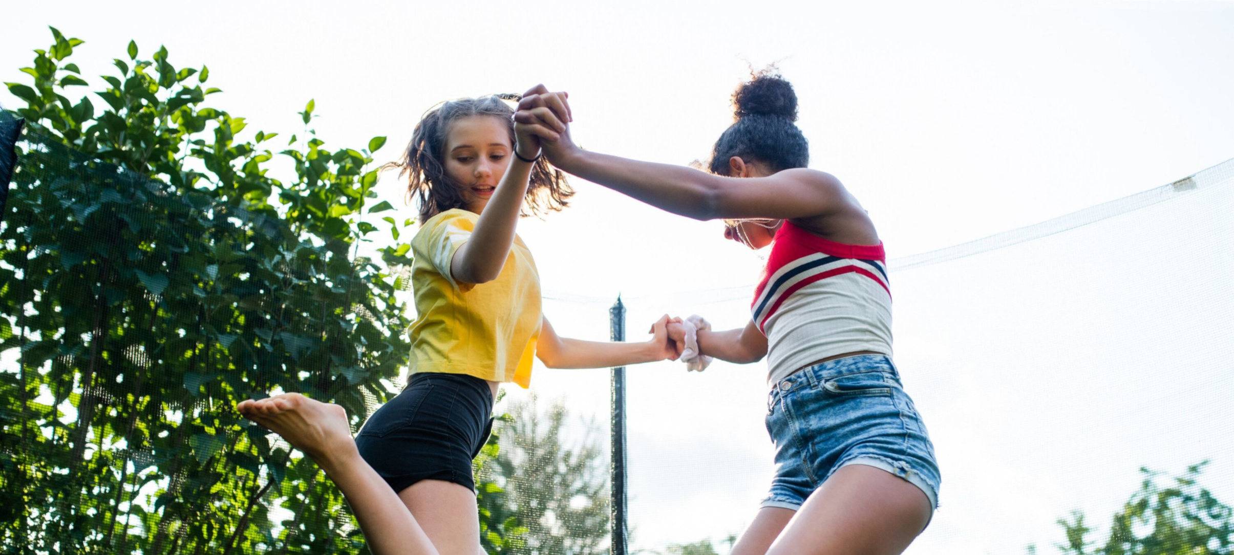 AOK warnt vor Verletzungen beim Trampolinspringen