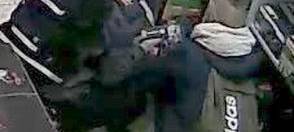 Iserlohn: Fahndung nach zwei Baumarkt-Dieben