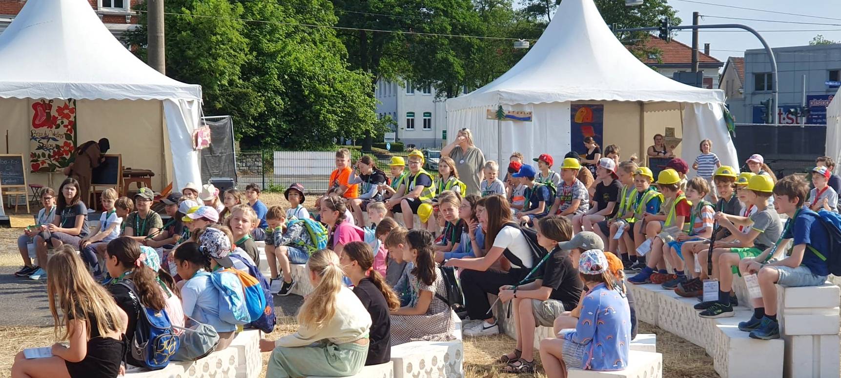 Kinder erschaffen eigene Stadt in Iserlohn