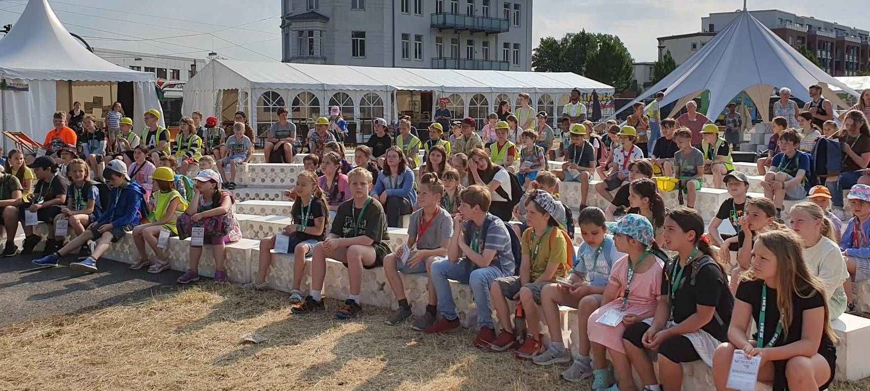 Kinder erschaffen eigene Stadt in Iserlohn