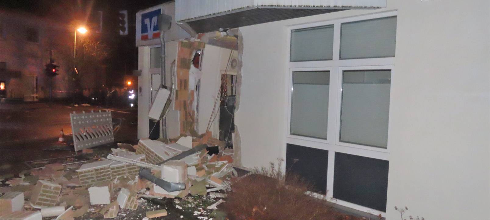 Sprengung von Geldautomaten in Kierspe: Männer vor Gericht