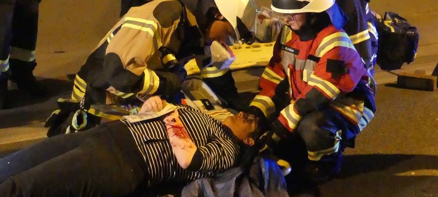 Großangelegte Feuerwehrübung im Hestenbergtunnel in Plettenberg