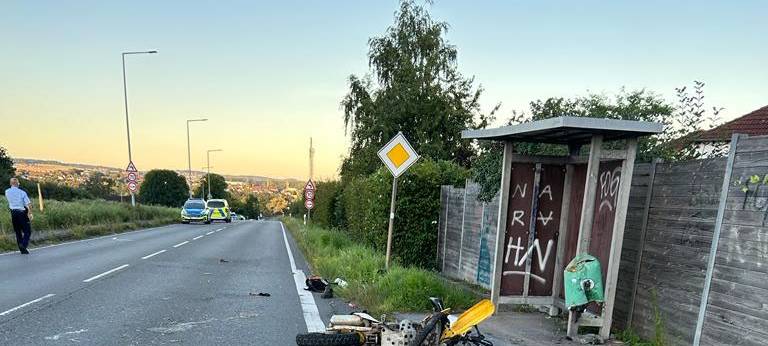 Schwerer Motorradunfall in Menden: 20-Jähriger lebensgefährlich verletzt