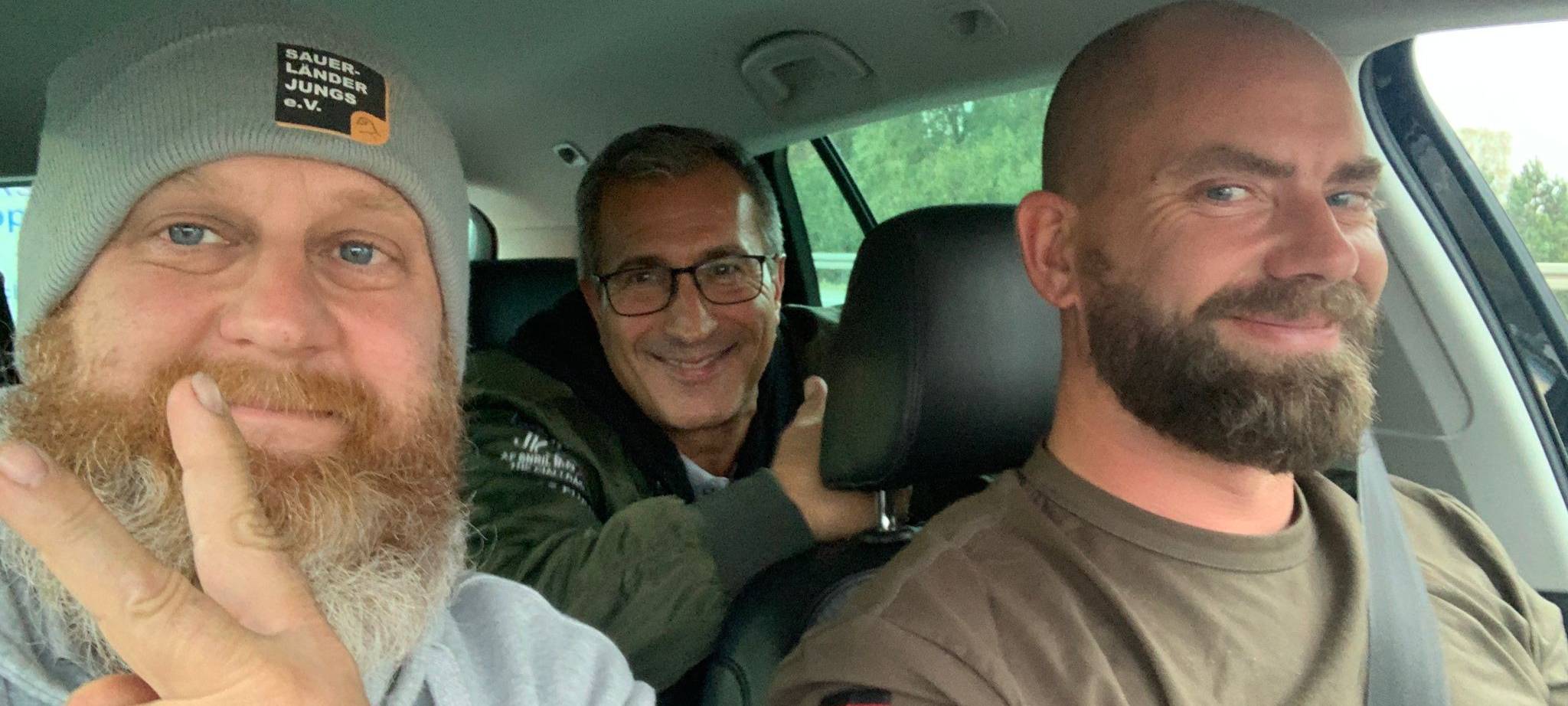 Lieferungen in die Ukraine: Sauerländer Jungs mit fünftem Hilfstransport