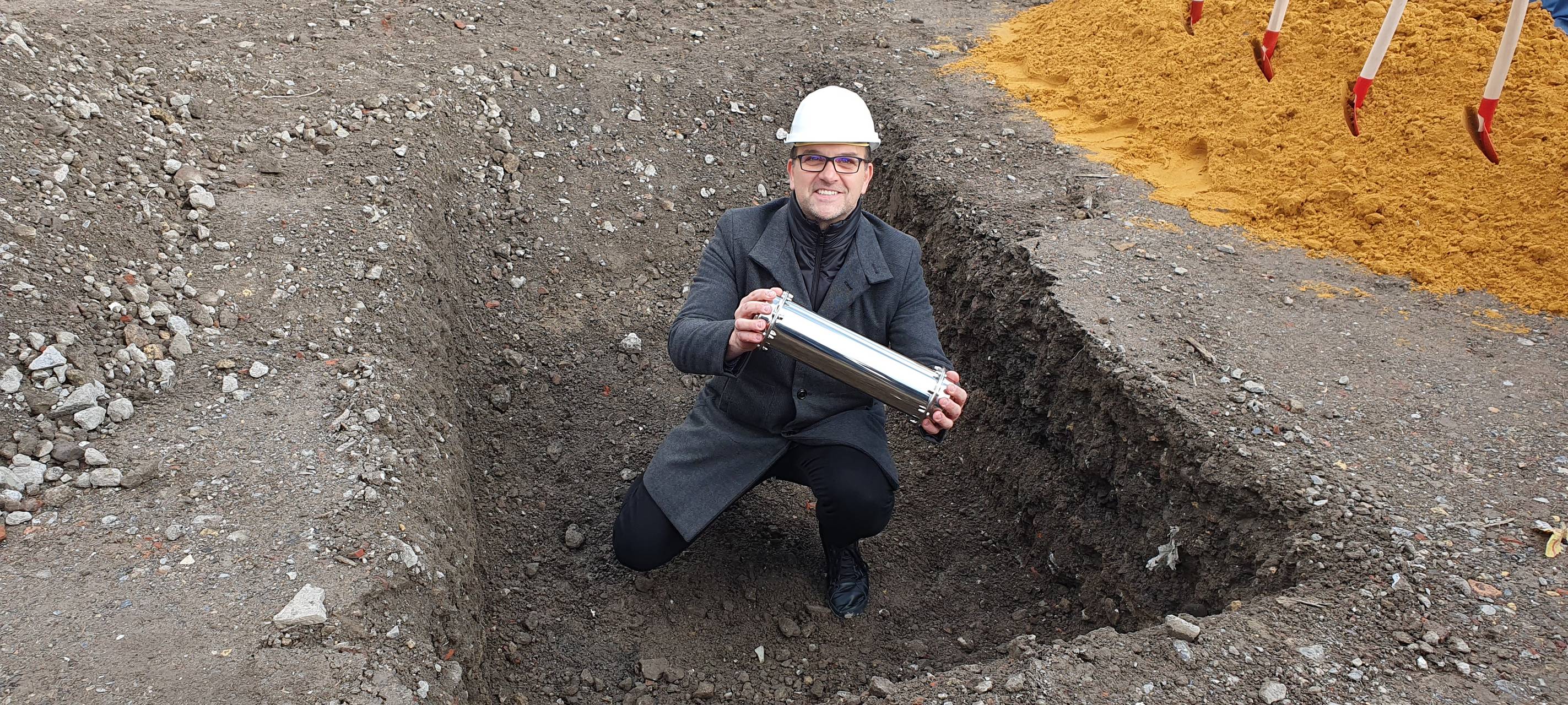 Grundsteinlegung für Zweifachturnhalle in Iserlohn