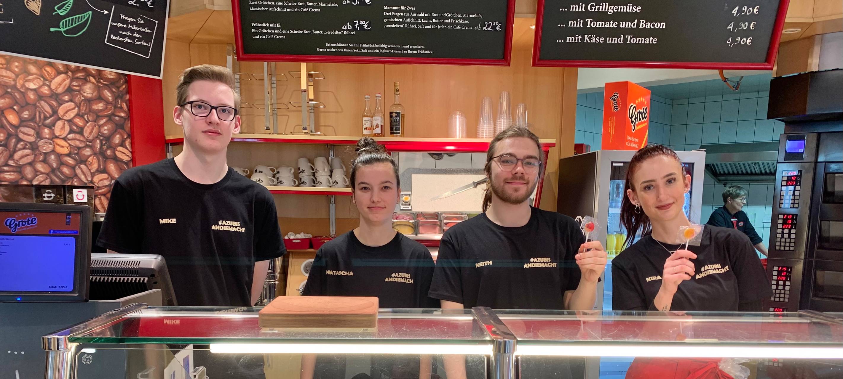 Azubis übernehmen City Café Balve