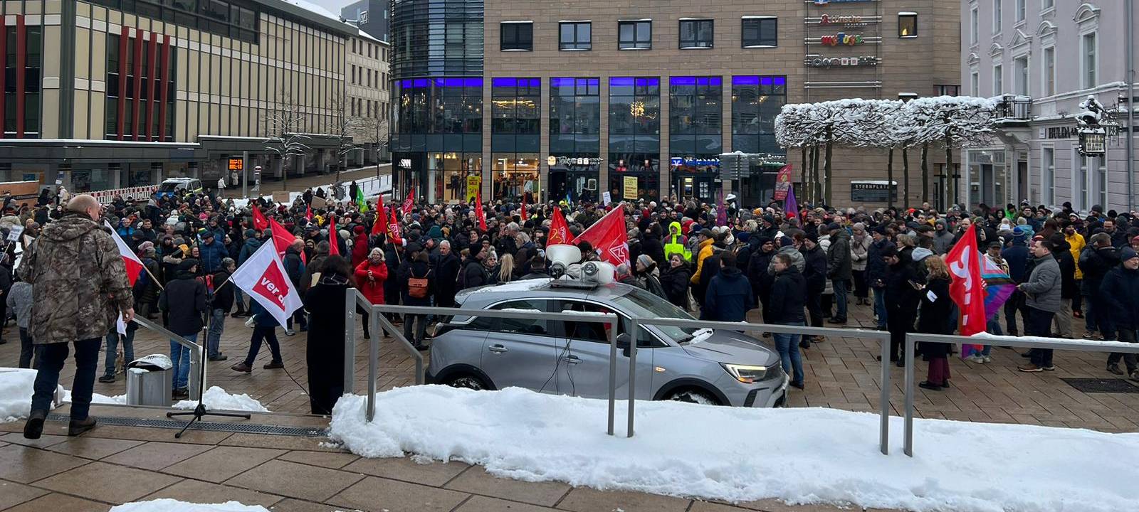 Tausende Teilnehmer bei Demonstrationen gegen Rechts im Märkischen Kreis