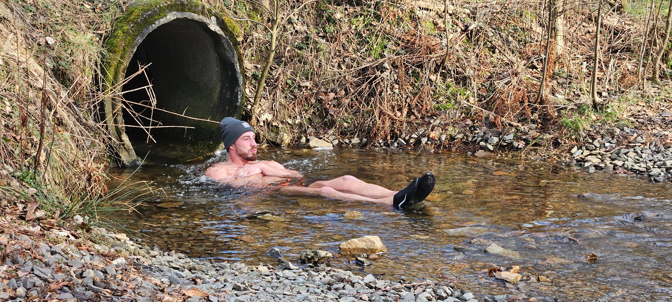 Ein neuer Trend: Eisbaden im Märkischen Kreis
