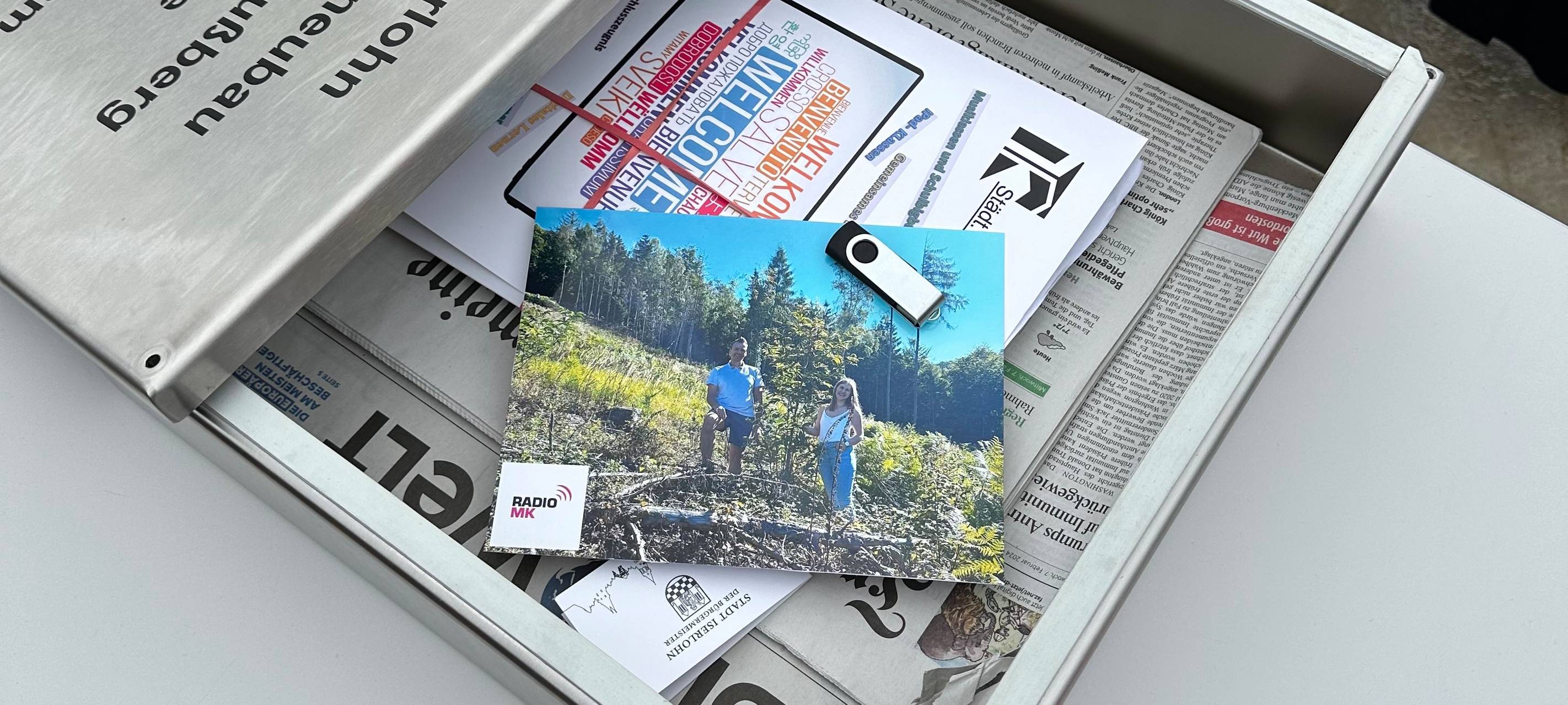 Zeitkapsel im Grundstein für den Erweiterungsbau der Gesamtschule Iserlohn