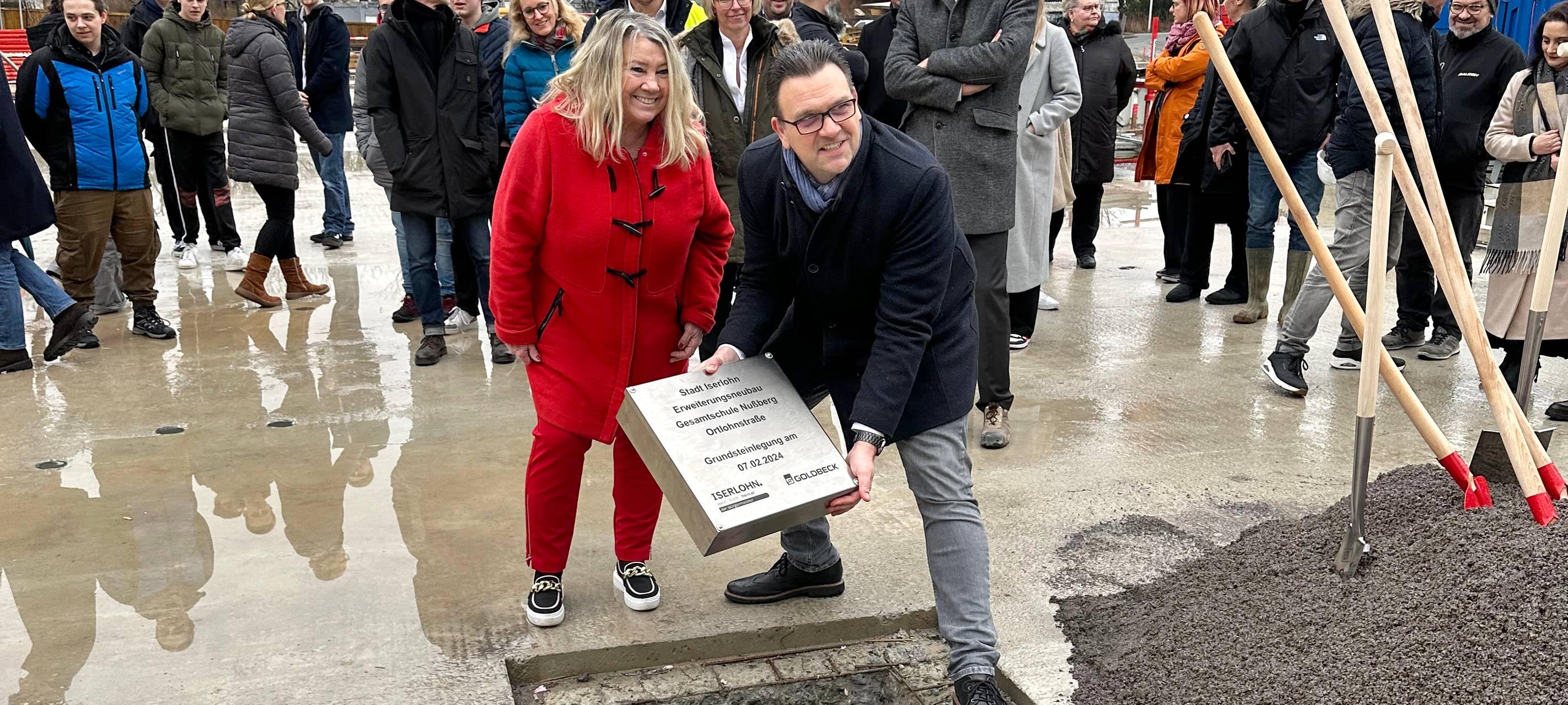 Grundsteinlegung: Gesamtschule in Iserlohn-Nußberg wird erweitert
