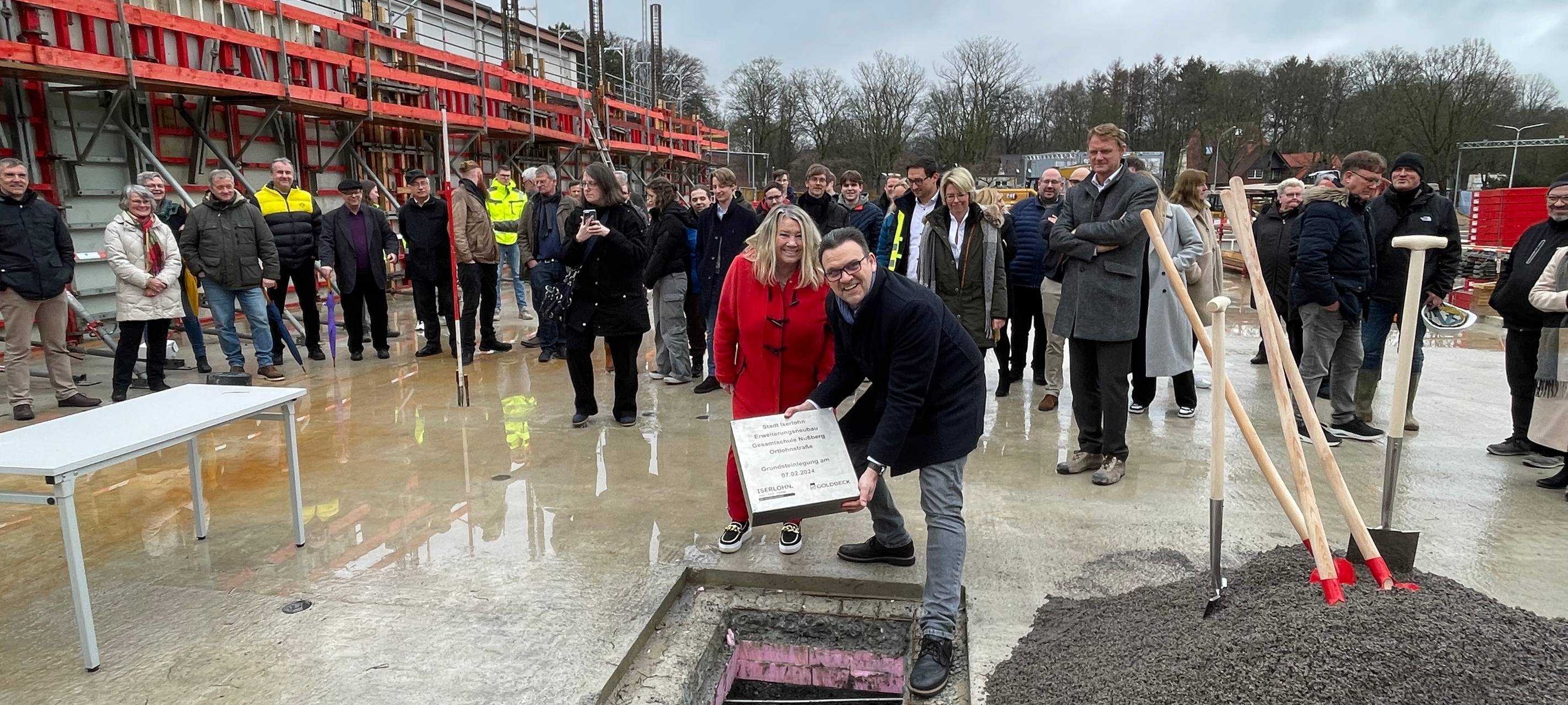 Grundsteinlegung: Gesamtschule in Iserlohn-Nußberg wird erweitert