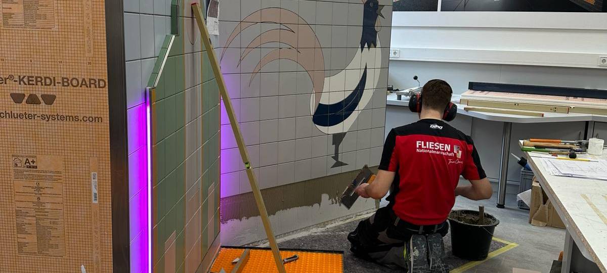 Fliesen-Nationalmannschaft trainiert in Iserlohn für WM