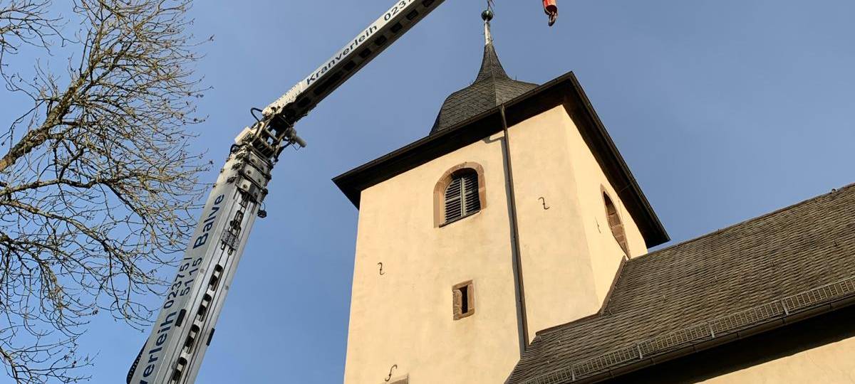 Wetterhahn in Hemer gesichert