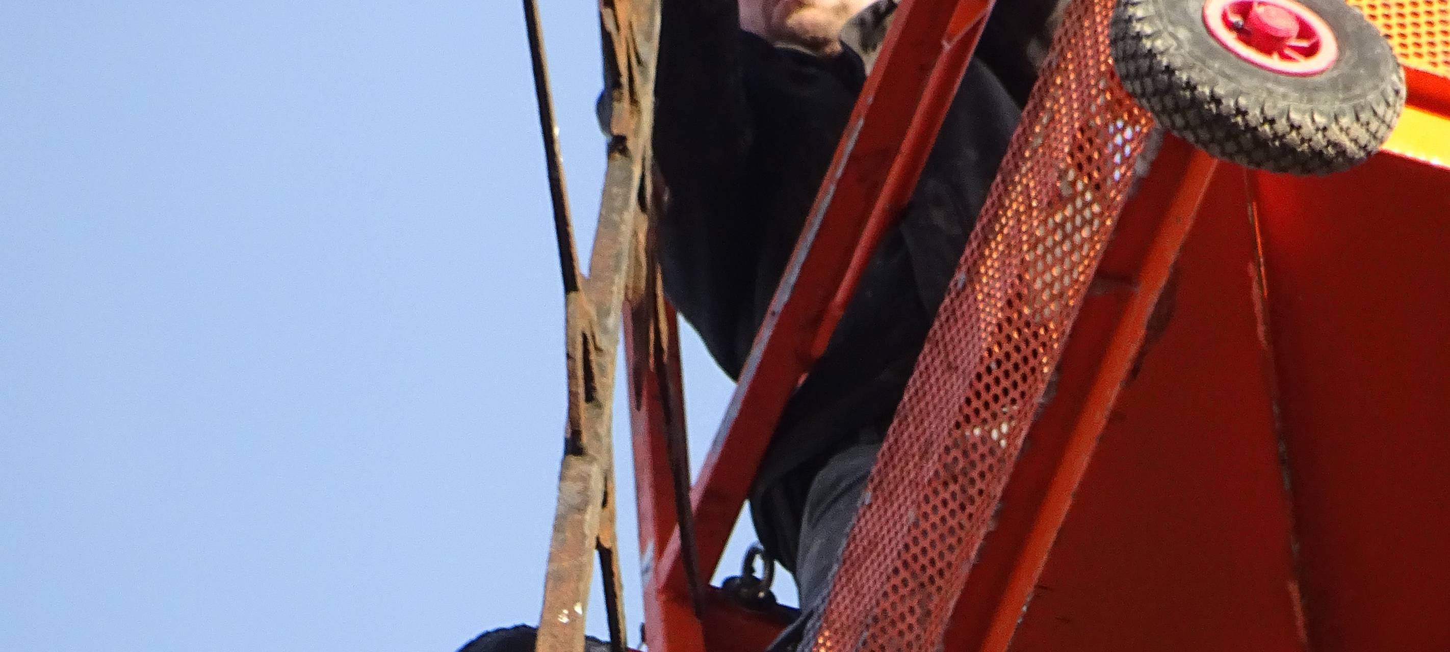 Wetterhahn in Hemer gesichert