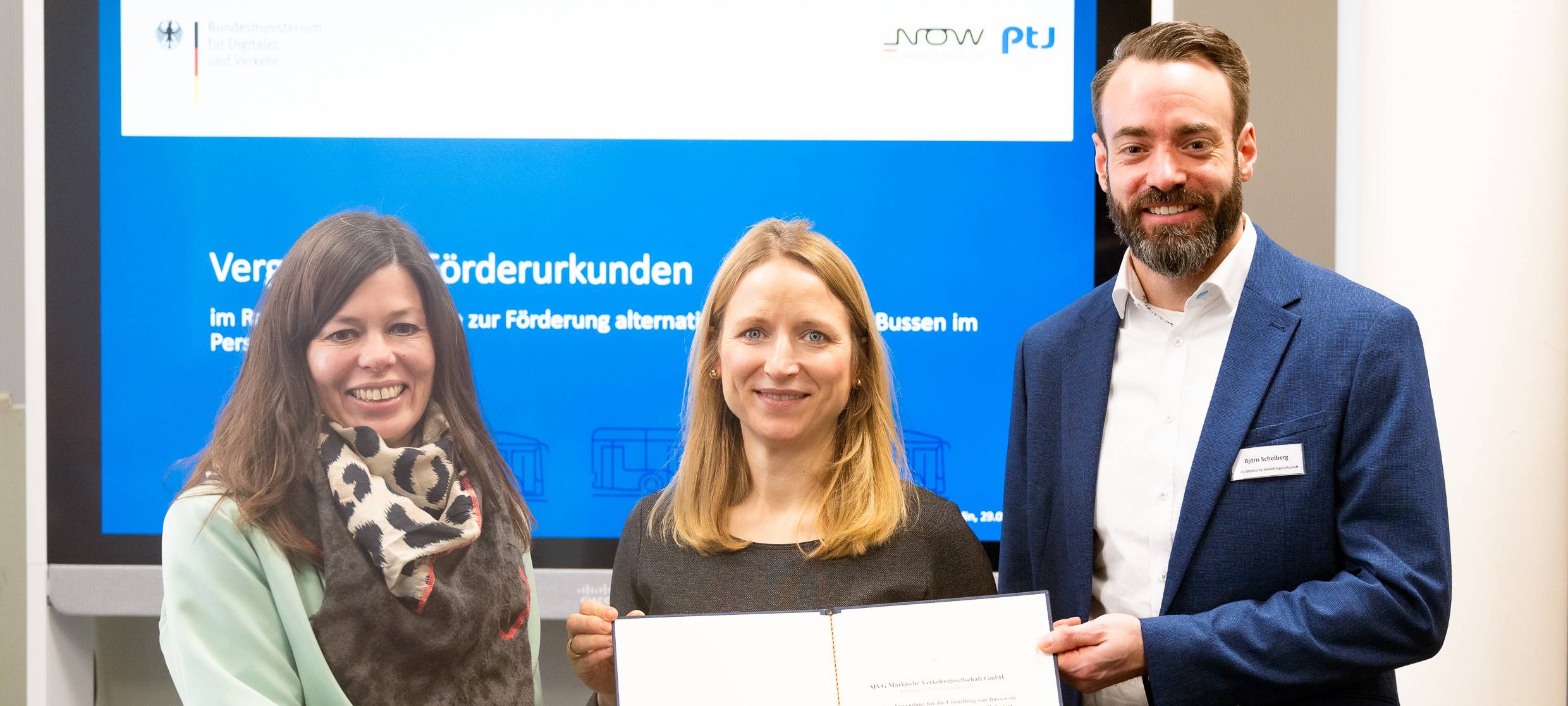 25 E-Busse für den Märkischen Kreis