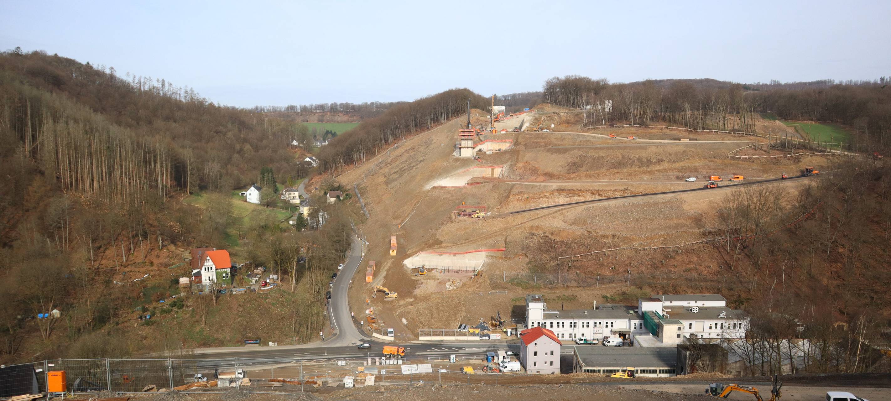 Zwischenstand auf A 45-Baustelle bei Lüdenscheid
