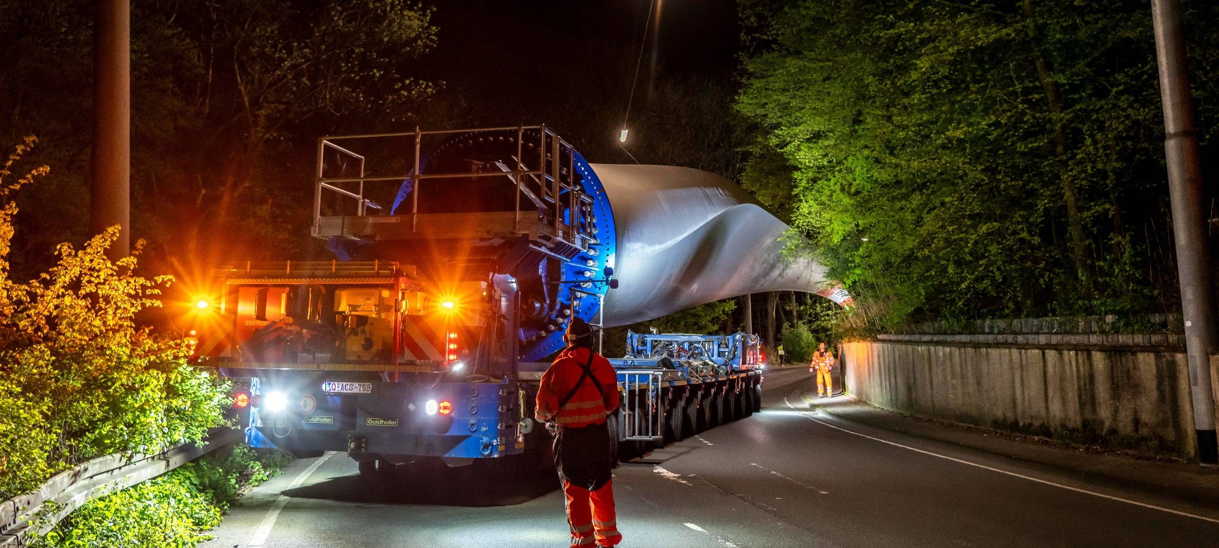 Schwertransport durch Halver: Neues Windrad für Hagen