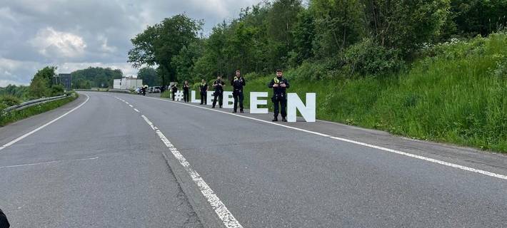 Polizeikontrollen bei Tuning-Event "Neshforce" auf dem Flugplatz Meinerzhagen