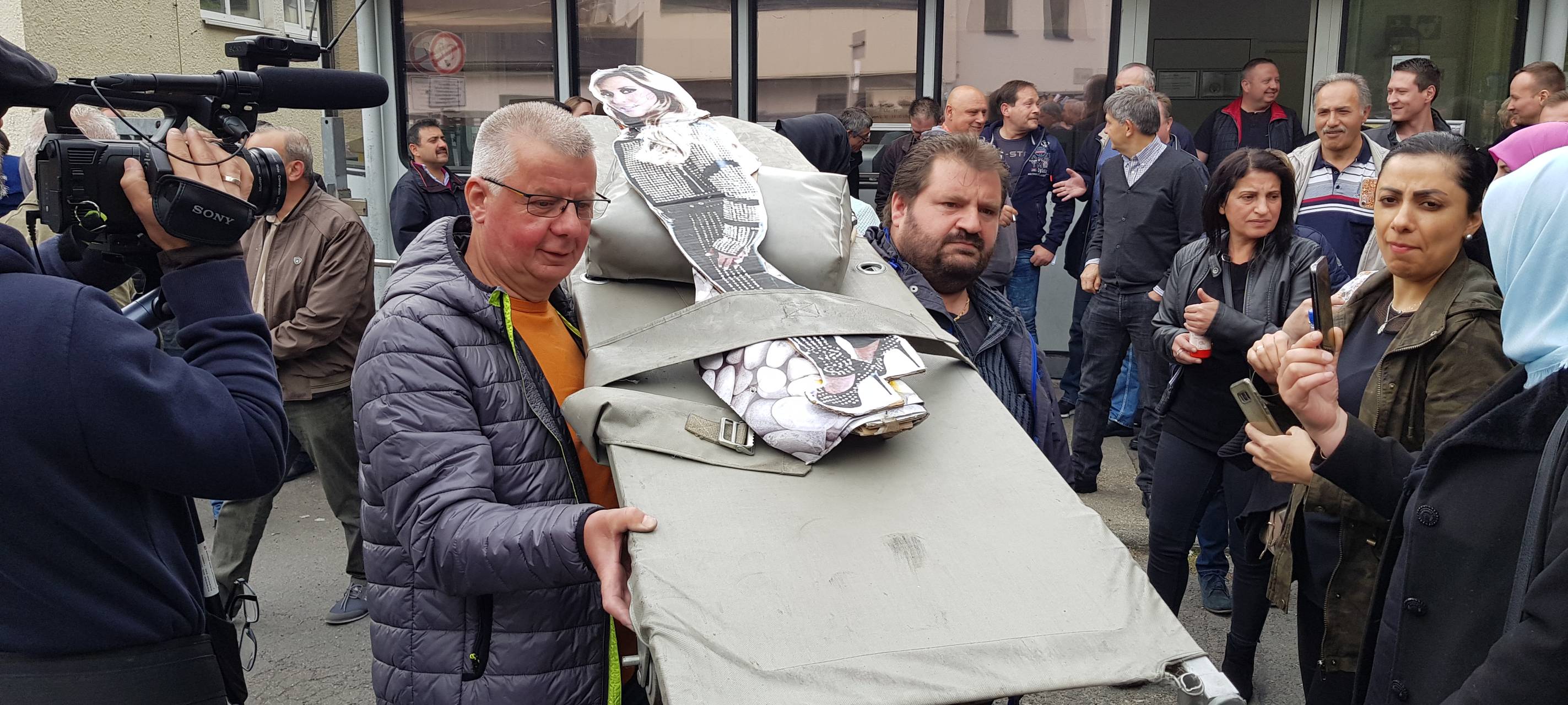 DURA in Plettenberg zu Grabe getragen