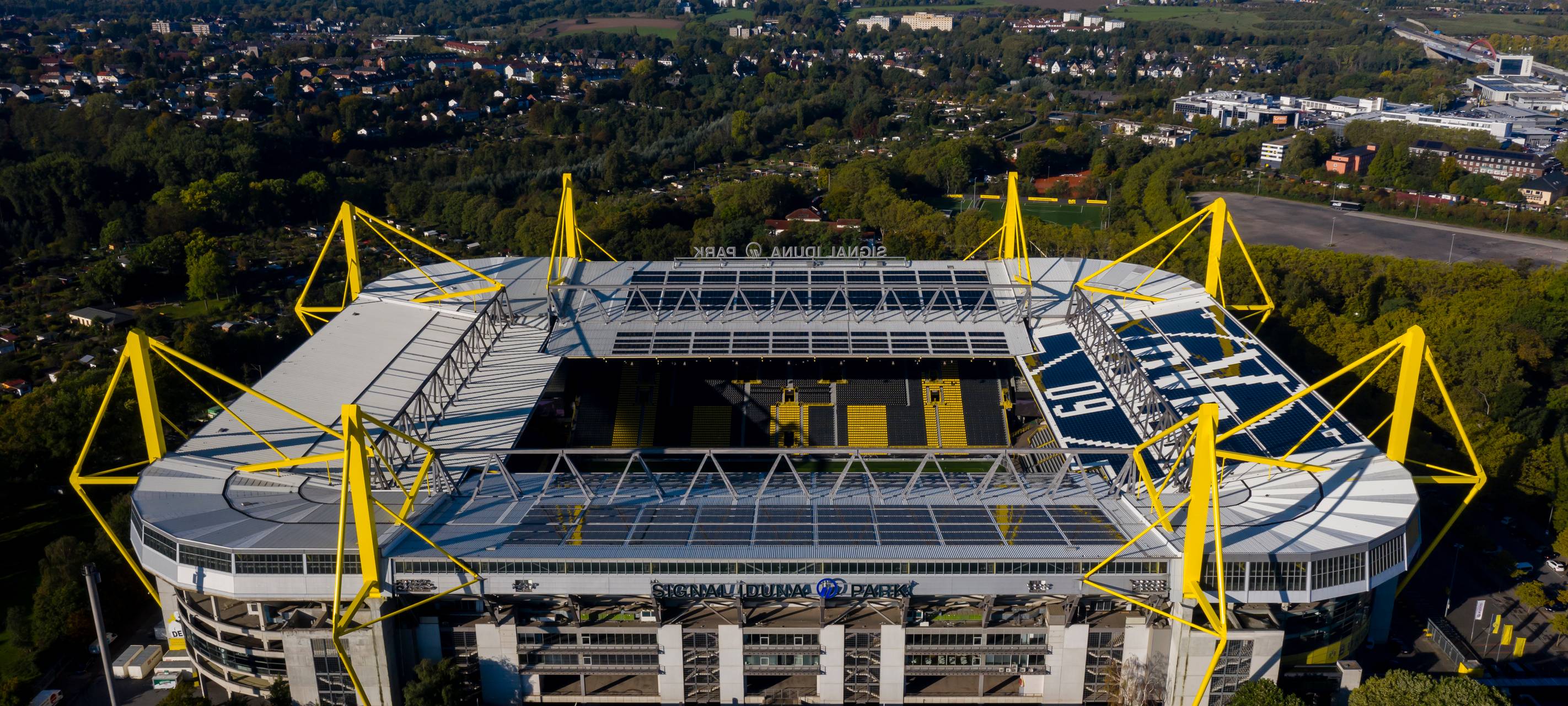 Das BVB-Stadion "Signal Iduna Park" in Dortmund