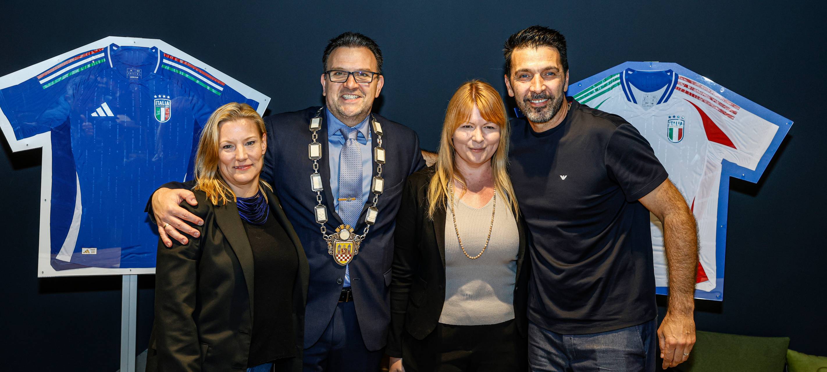 Italienische Fußball-Nationalmannschaft in Iserlohn angekommen