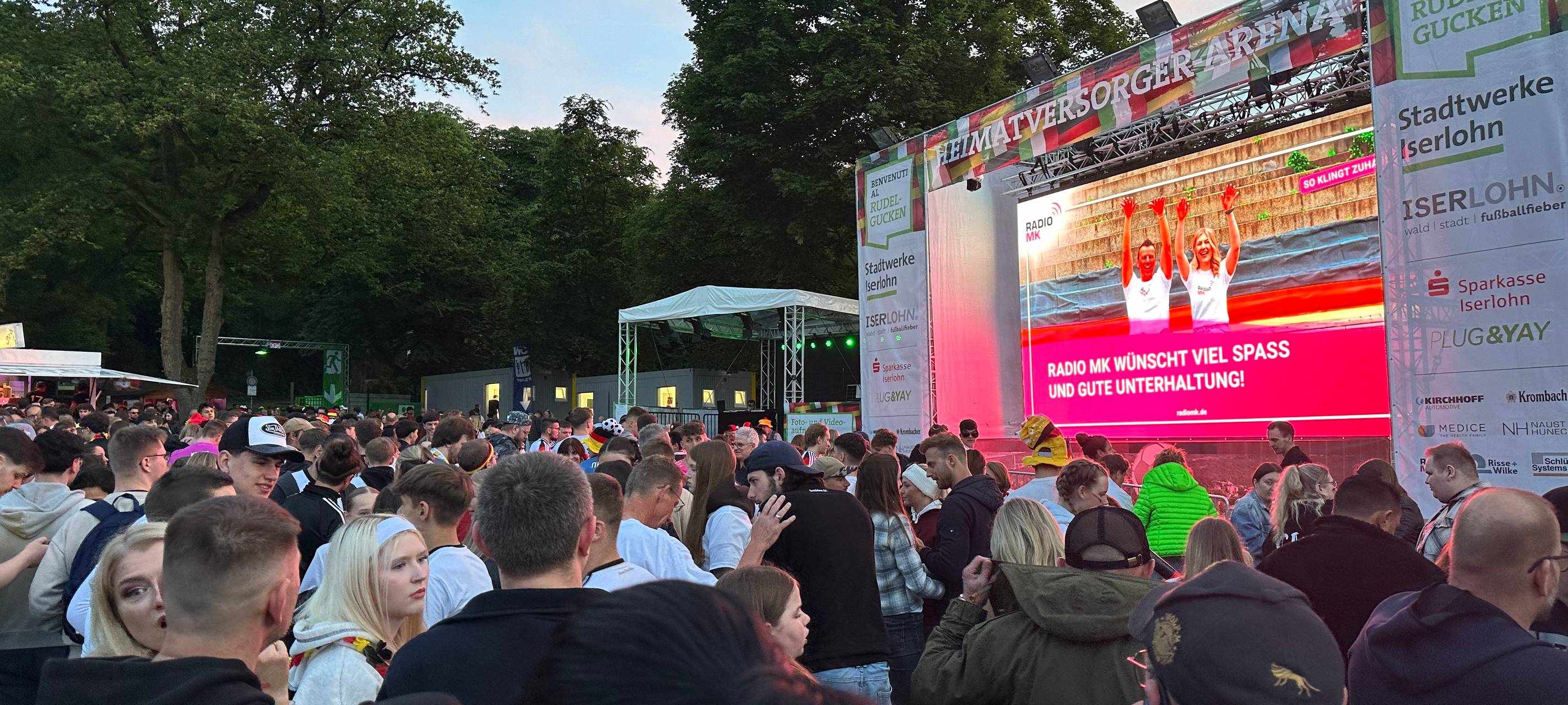 Fußballfans im Märkischen Kreis feiern Nationalelf