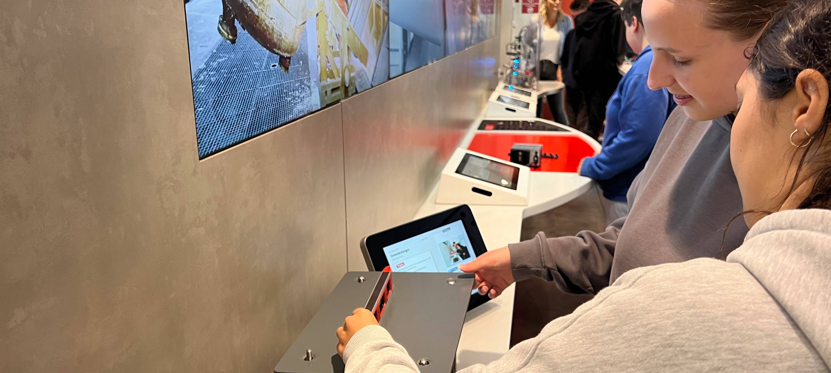 Info-Truck auf dem Lüdenscheider Sternplatz