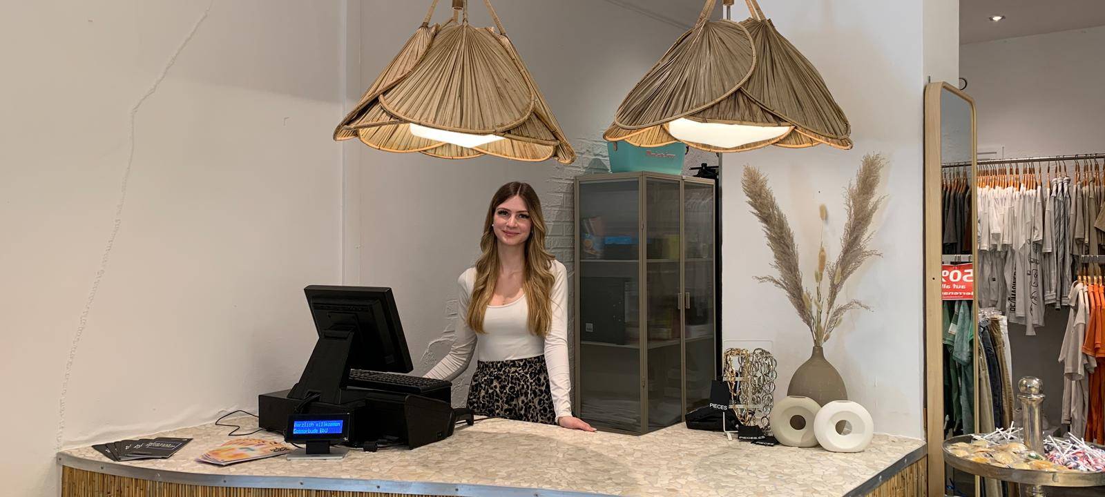 Eigener Azubi-Store "Sommer-B&Ude" in Iserlohn