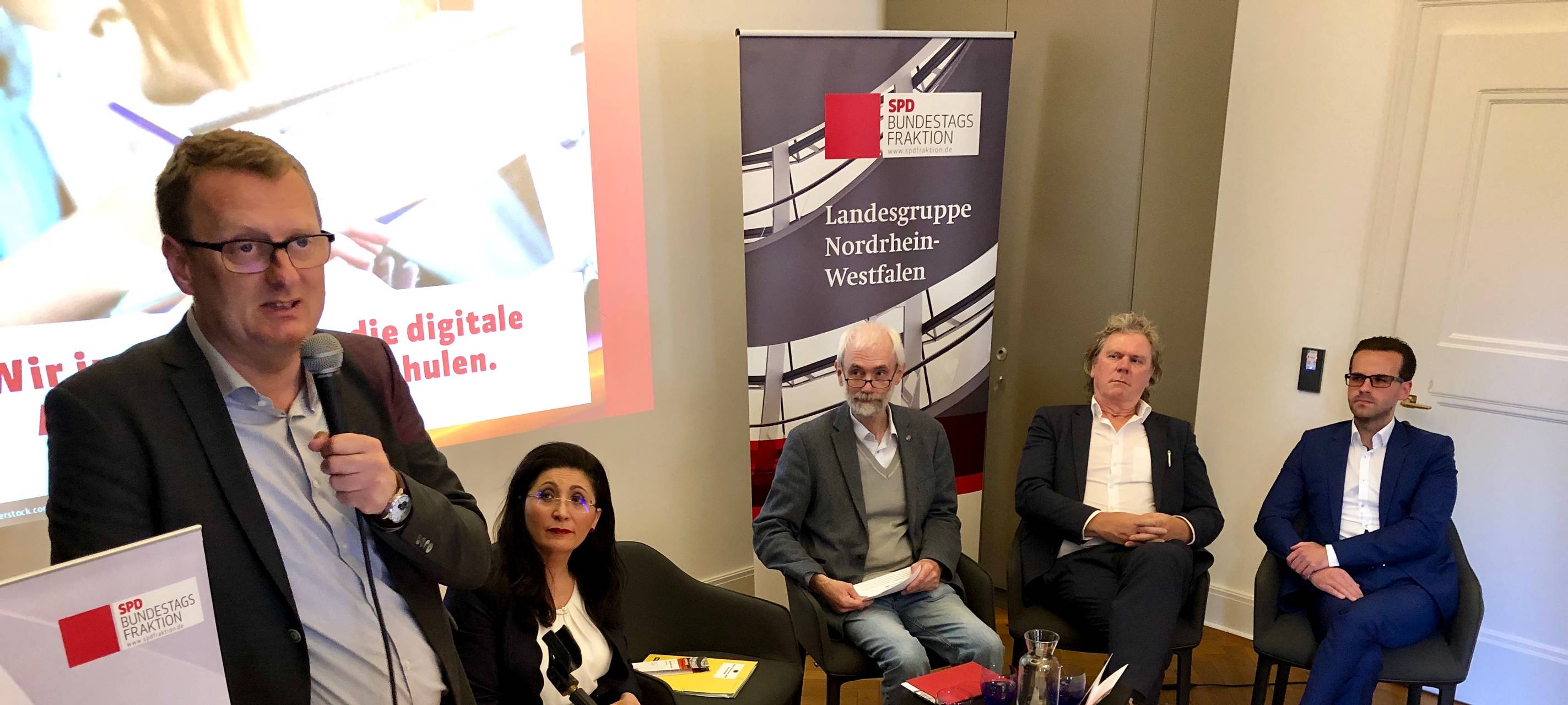 Schulen im MK fit für die digitale Zukunft machen