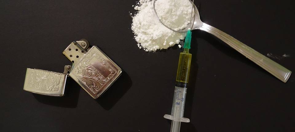 Drogenlieferung in den Schrebergarten