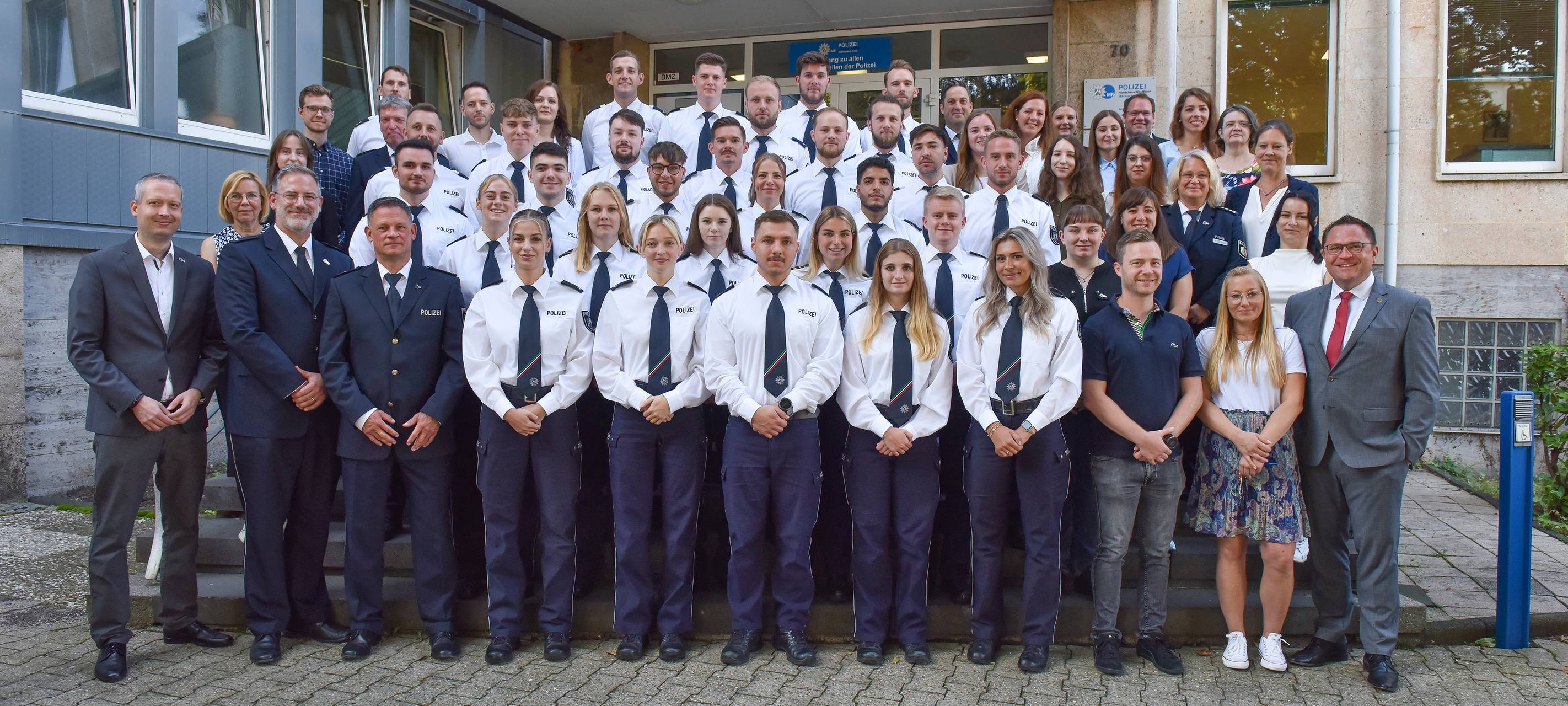 Verstärkung für die Polizei im Märkischen Kreis: 39 neue Beamte im Einsatz