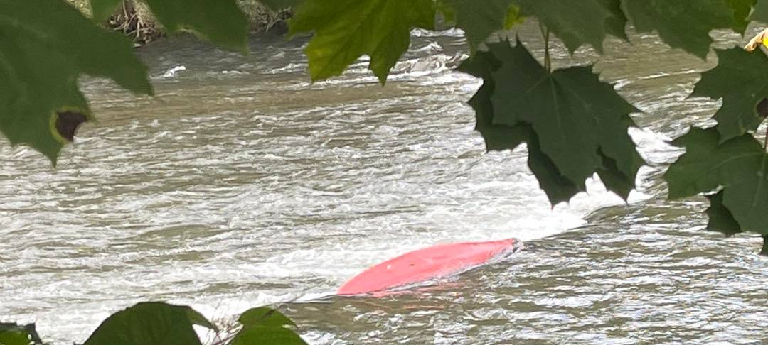 Jugendlicher in Plettenberg aus der Lenne gerettet