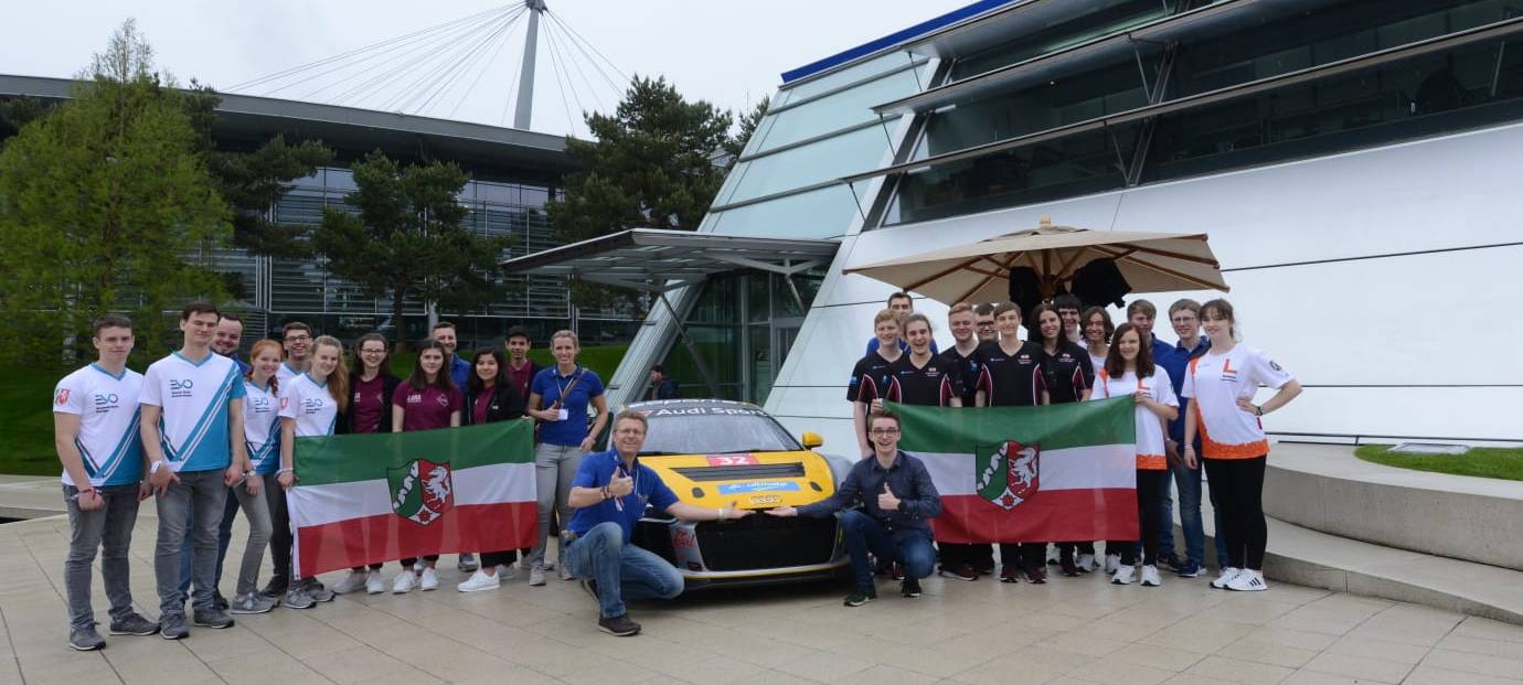 Formel 1 in der Schule: "Evolution" aus Iserlohn gewinnt