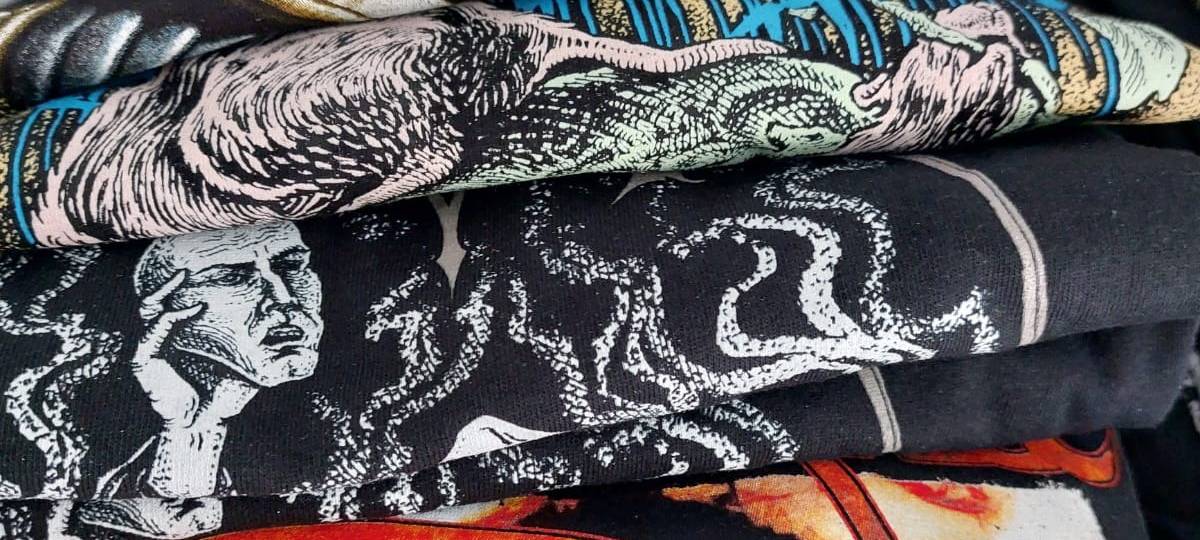 Shirts, Aufnäher, CD's & Platten und noch viel mehr gibt's im neuen Shop "PS Metal" in Kierspe zu entdecken.