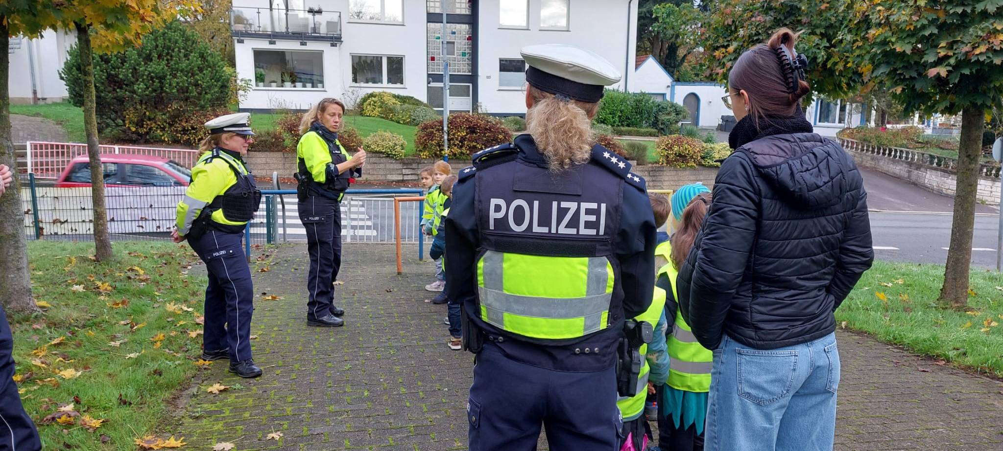 Aufgepasst am Zebrastreifen