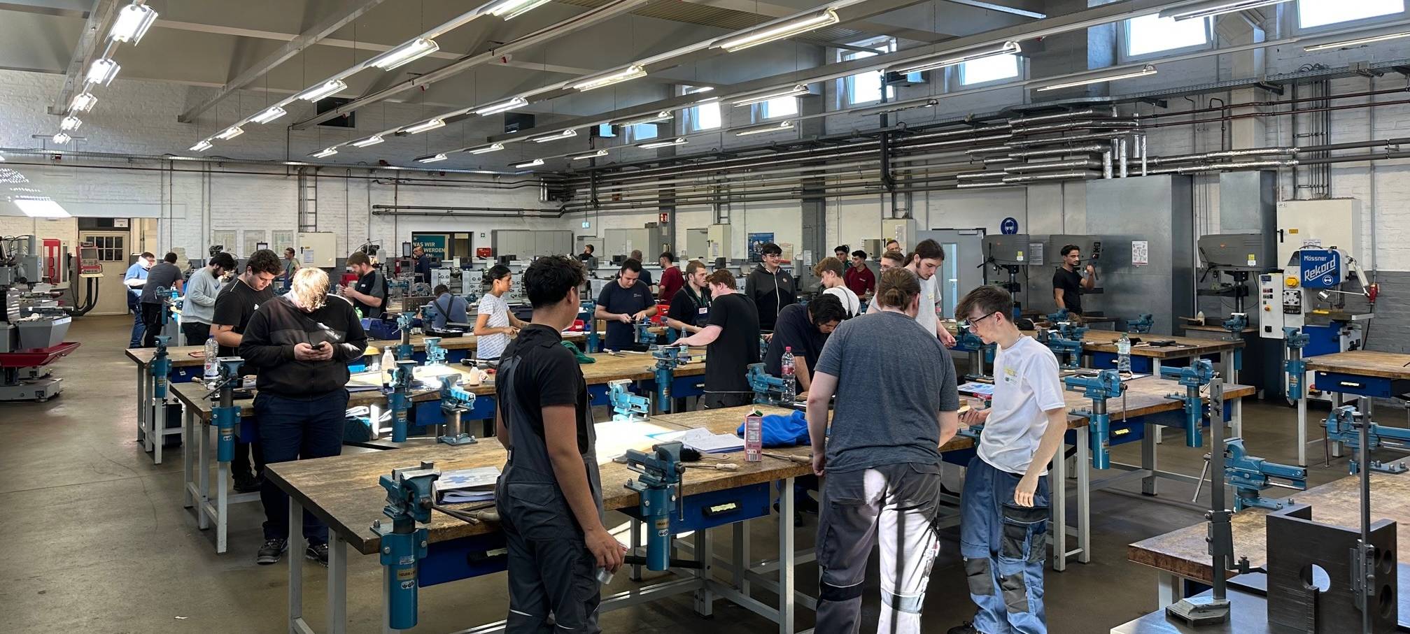 MK: Metall- und Elektroindustrie blickt trotz Krise optimistischer