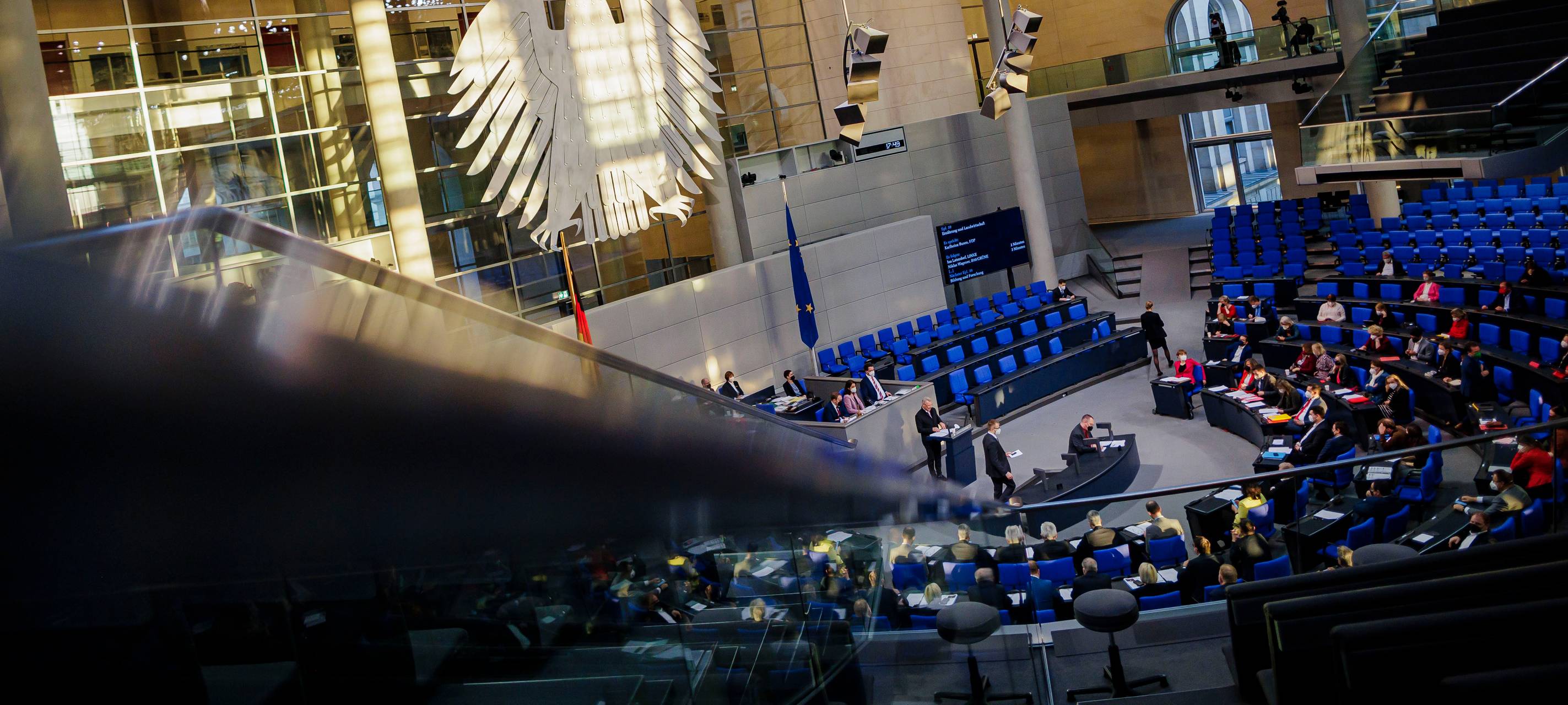 Der Blick in den Plenarsaal des Deutschen Bundestages.
