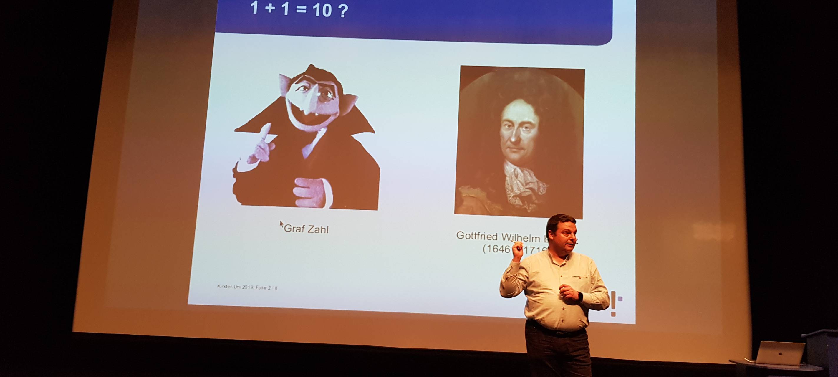 Kinderuni: Wie zählt ein Computer?